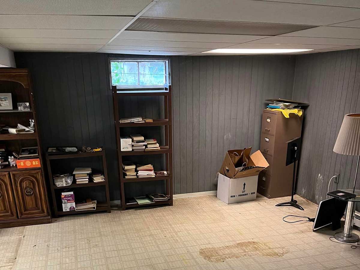 Basement before remodeling