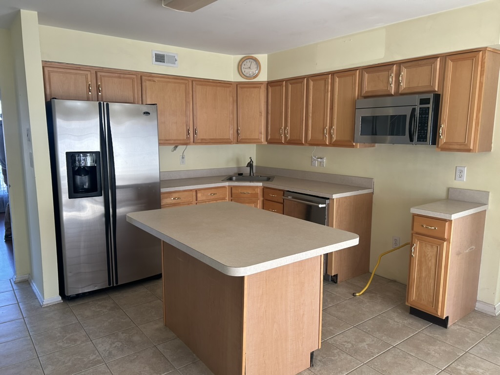 Before / After — Kitchen Photo 2